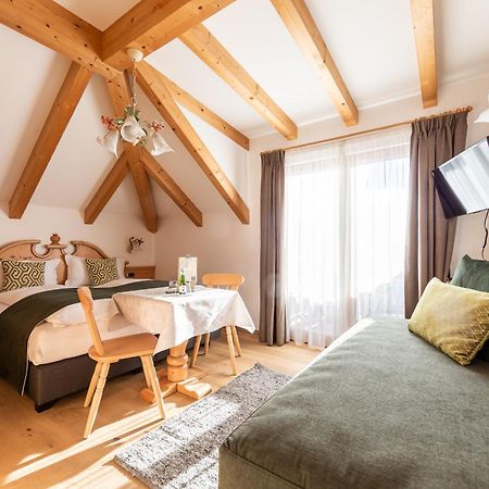 B&B Gruene Laterne - Lanterna Verde Sexten Exterior photo